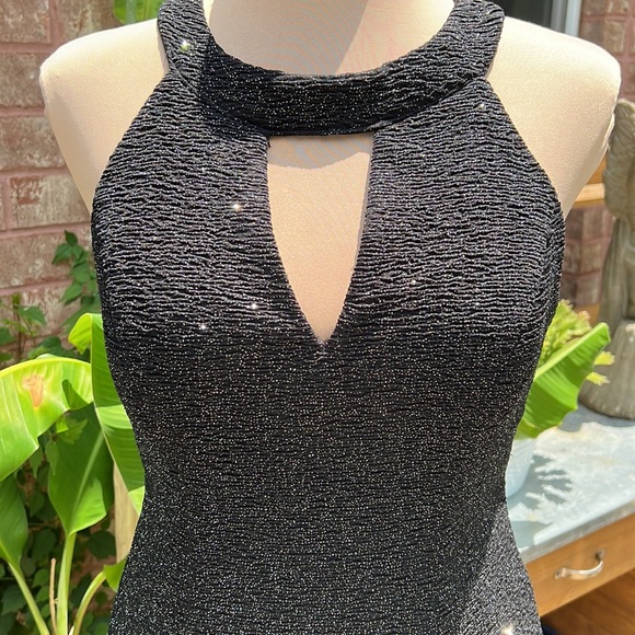 Nightway Collection Glitter Halter Cocktail Holiday Midi Dress EUC Size 6P - Picture 3 of 11